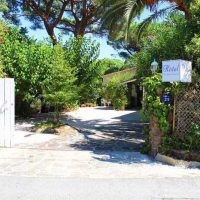 Charmantes Hotel Saint-Tropez - Hotel La Belle Isnarde